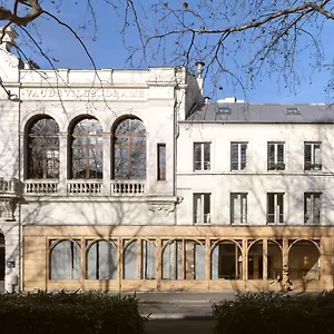 Elysee Montmartre 4*, Париж Франция